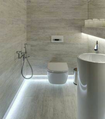 Iluminación indirecta en baño Guatemala