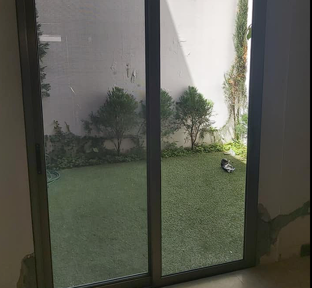 COLOCACION MARCO PUERTA GUATEMALA