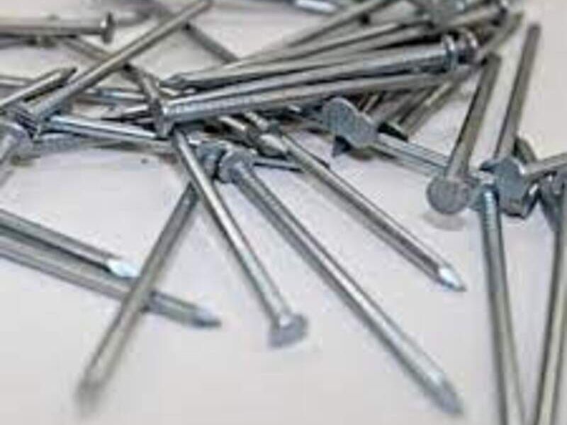 Clavos de acero 