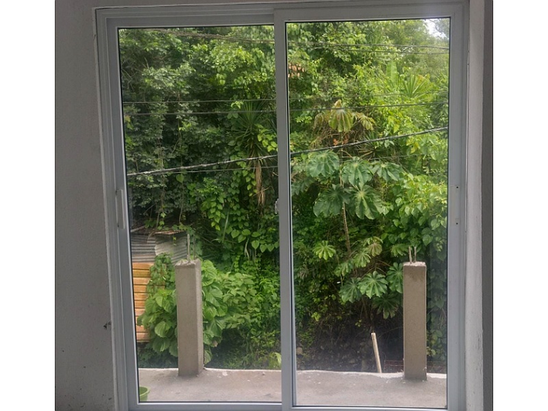 Ventana apertura exterior Guatemala
