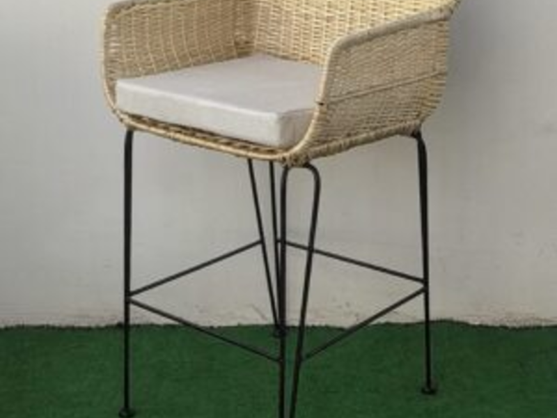 Silla Bar en Mimbre Natural