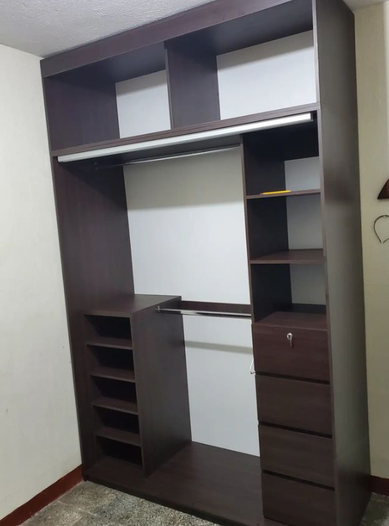 Armario empotrado con puertas Guatemala