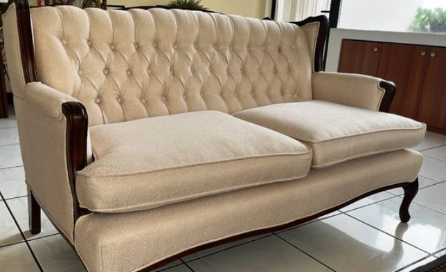 Sofá Beige para Sala de Estar Guatemala