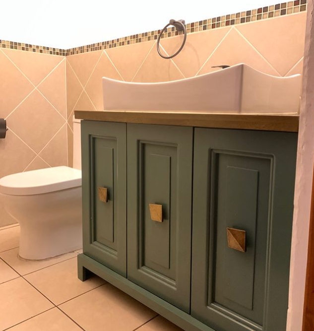 Mueble de Baño de Madera Clásico Guatemala