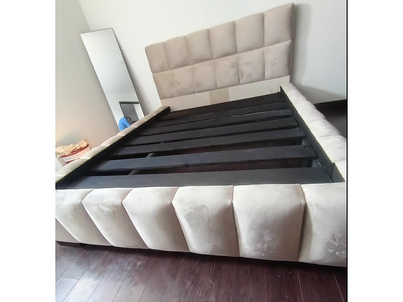 Cama crema Guatemala