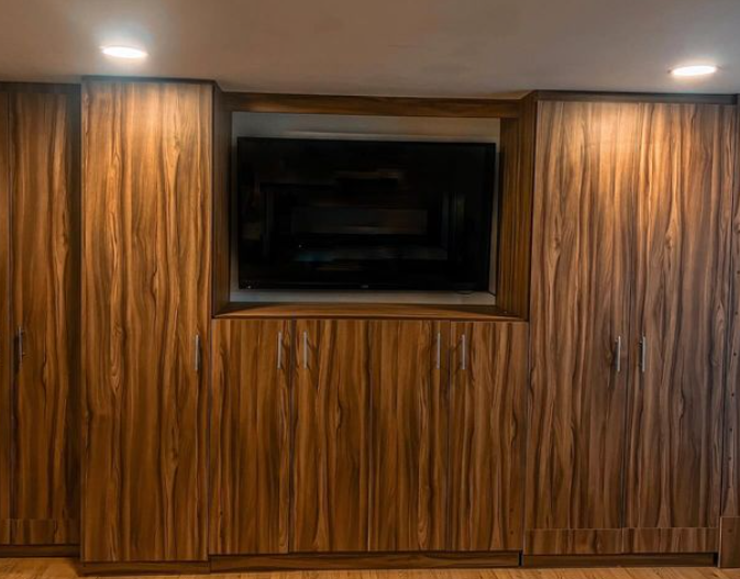 Mueble para TV de madera y melamina Guatemala
