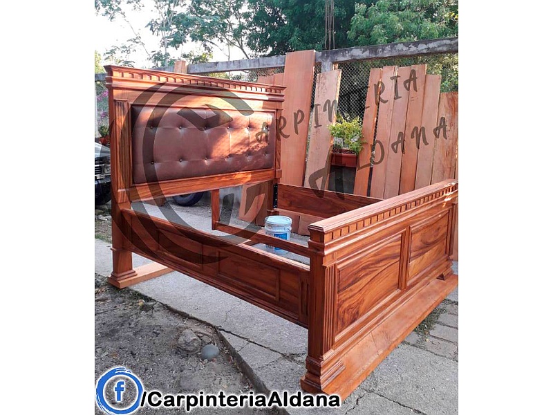 Cama con diseño Guatemala