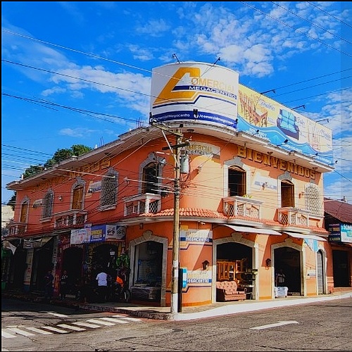 Comercial Megacentro