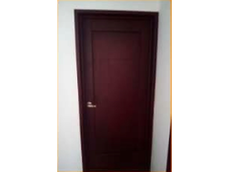 Puerta Elegante Arce Oscuro Guatemala