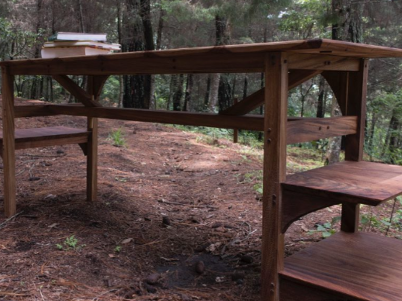 Mesa de madera Antigua Guatemala