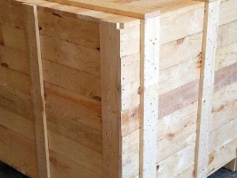 Caja de pino Morales 
