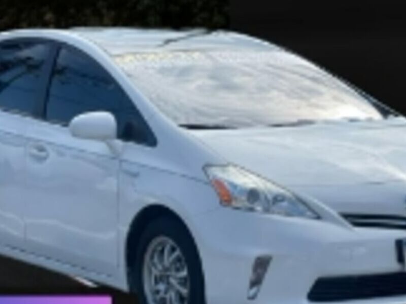 Toyotaw Prius V 2012 