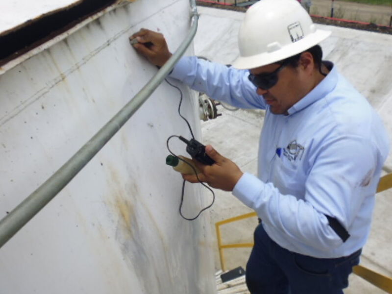 Inspección de Tanques de Almacenamiento Agua