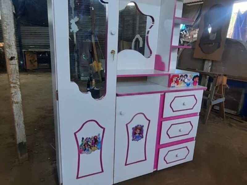 Mueble para niña