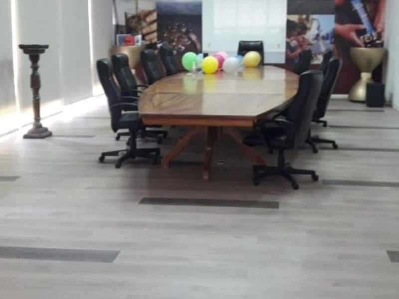 Piso laminado de alto tráfico
