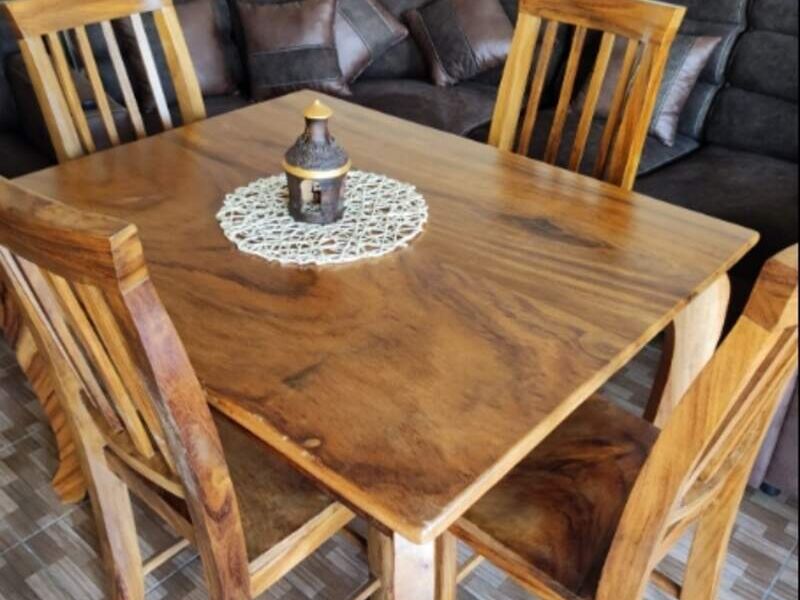 juego de comedor pequeño