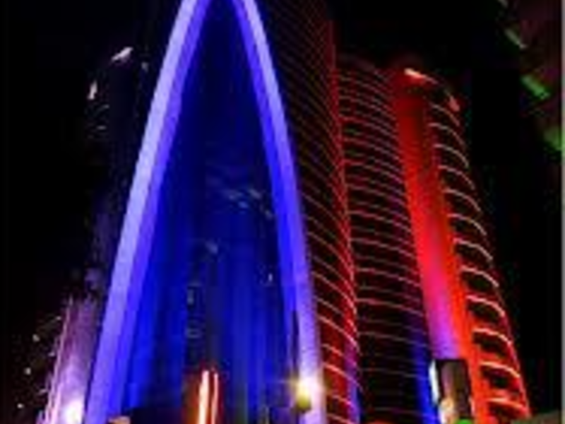 OFICINAS VENTA EDIFICIO DUBAI CENTER ZONA 10 