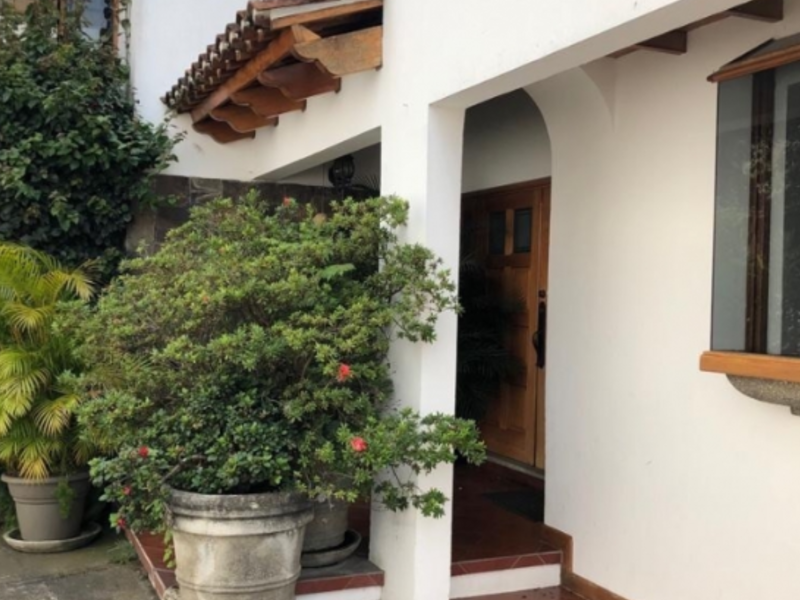 CASA CAÑADA ZONA 14