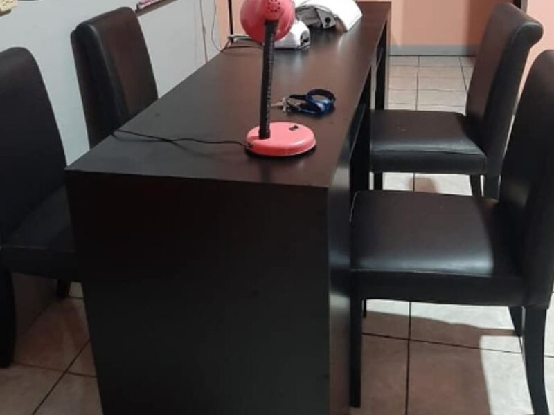 Mueble para uñas 