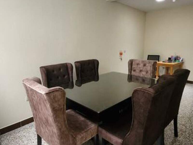 Amueblado de comedor económico