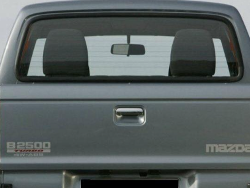 Vidrio trasero mazda Ciudad de Guatemala