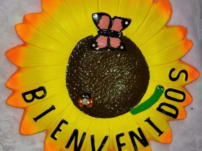 Adorno decorativo de bienvenida