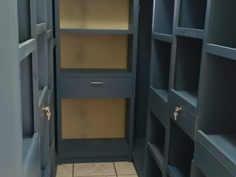 Mueble con Repisas Guatemala