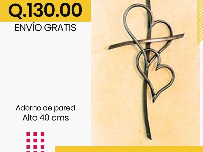 Adorno de cruz 2 corazones
