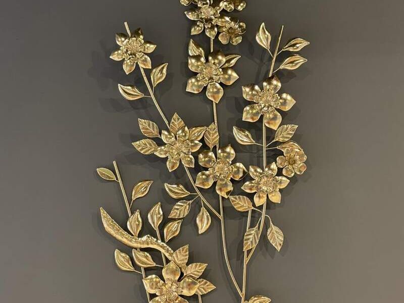 Adorno de pared flores doradas