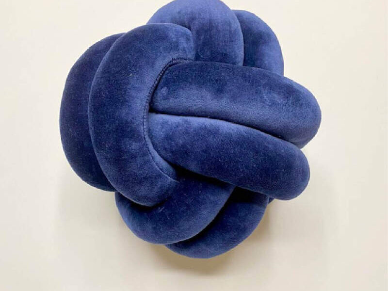 KNOT PILLOWS azul