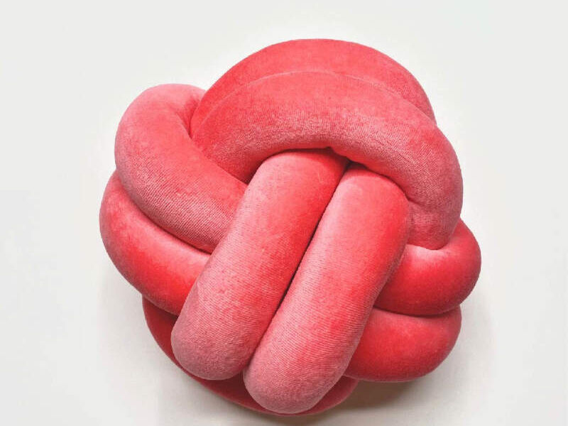 KNOT PILLOWS rosa