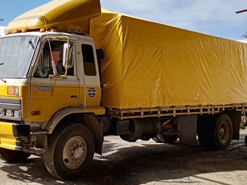 Lonas tapacarga para camión en Guatemala 