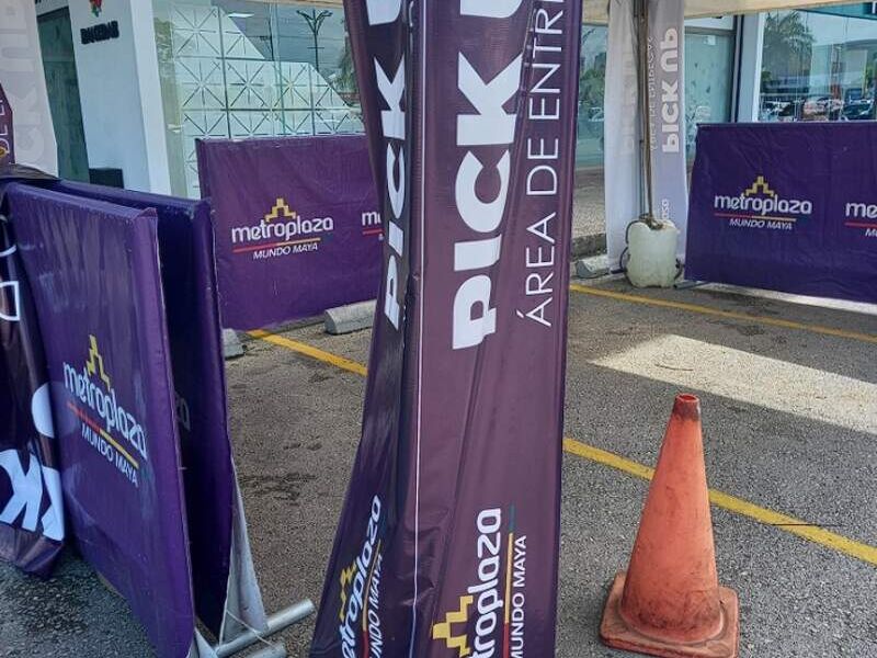 Stand Publicitario